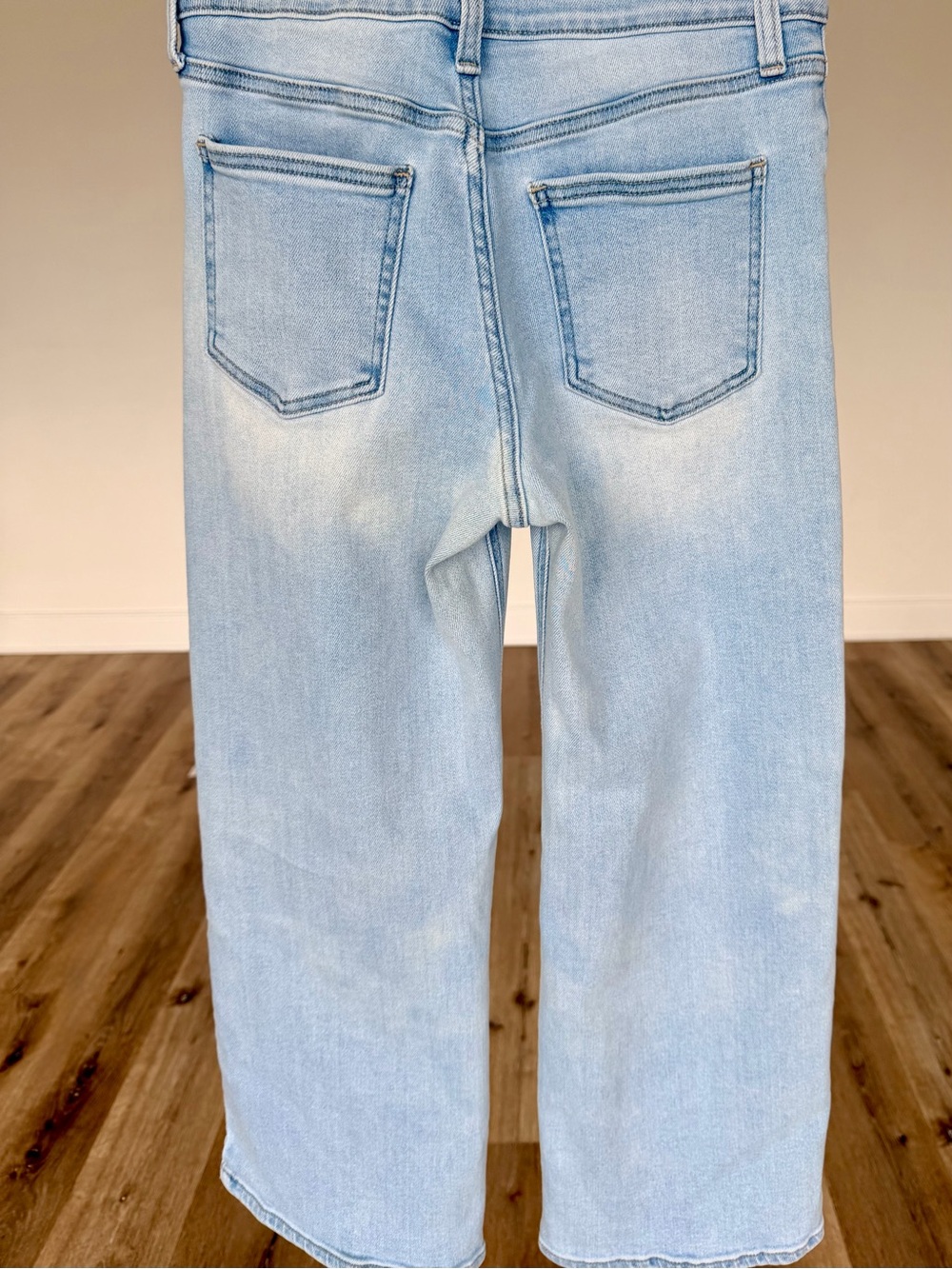 JUSTUSA Light Wash High Rise Cropped Wide Leg Jeans Size 27P / 4P - Picture 5 of 8
